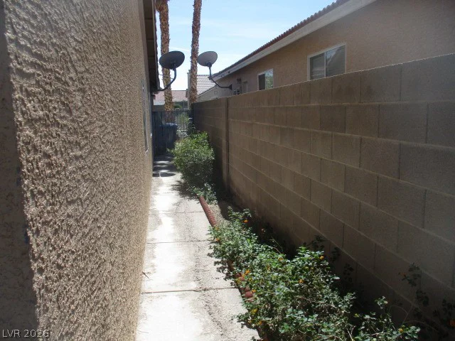 2704 Windy Hills, North Las Vegas, NV 89031