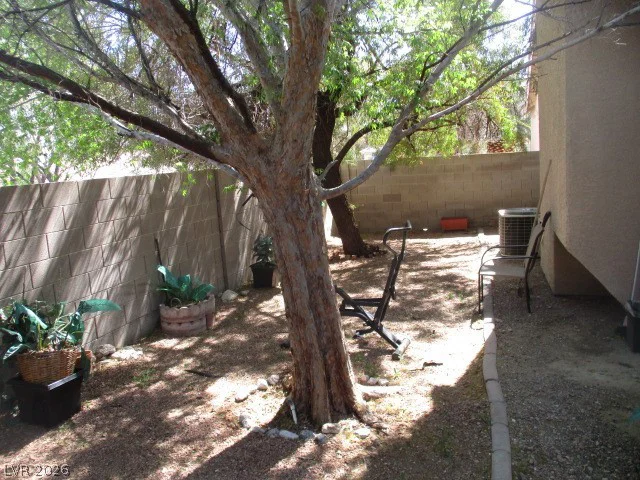 2704 Windy Hills, North Las Vegas, NV 89031
