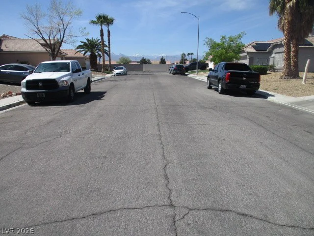 2704 Windy Hills, North Las Vegas, NV 89031