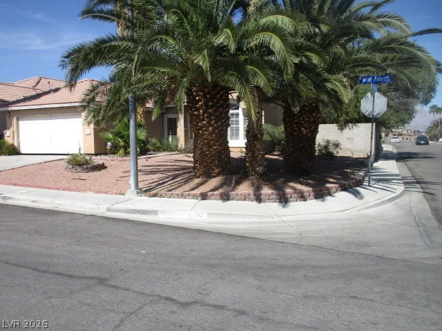 2704 Windy Hills, North Las Vegas, NV 89031