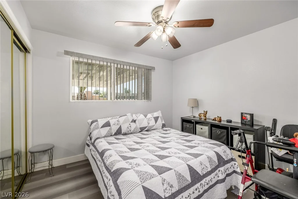 5204 Holmby, Las Vegas, NV 89146