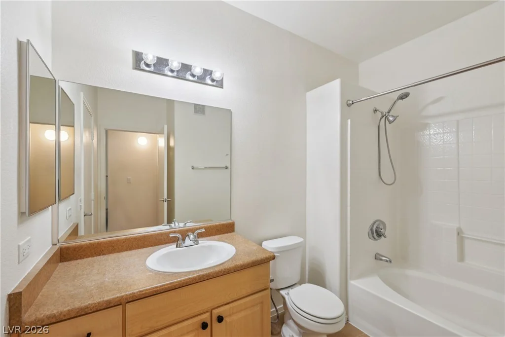 8250 Grand Canyon, Las Vegas, NV 89166