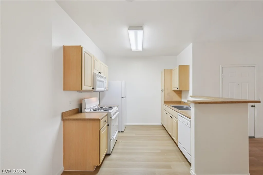 8250 Grand Canyon, Las Vegas, NV 89166