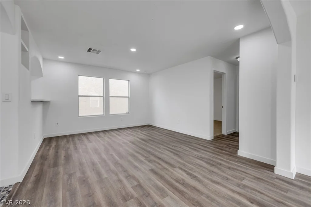 8633 Majestic Pine, Las Vegas, NV 89143