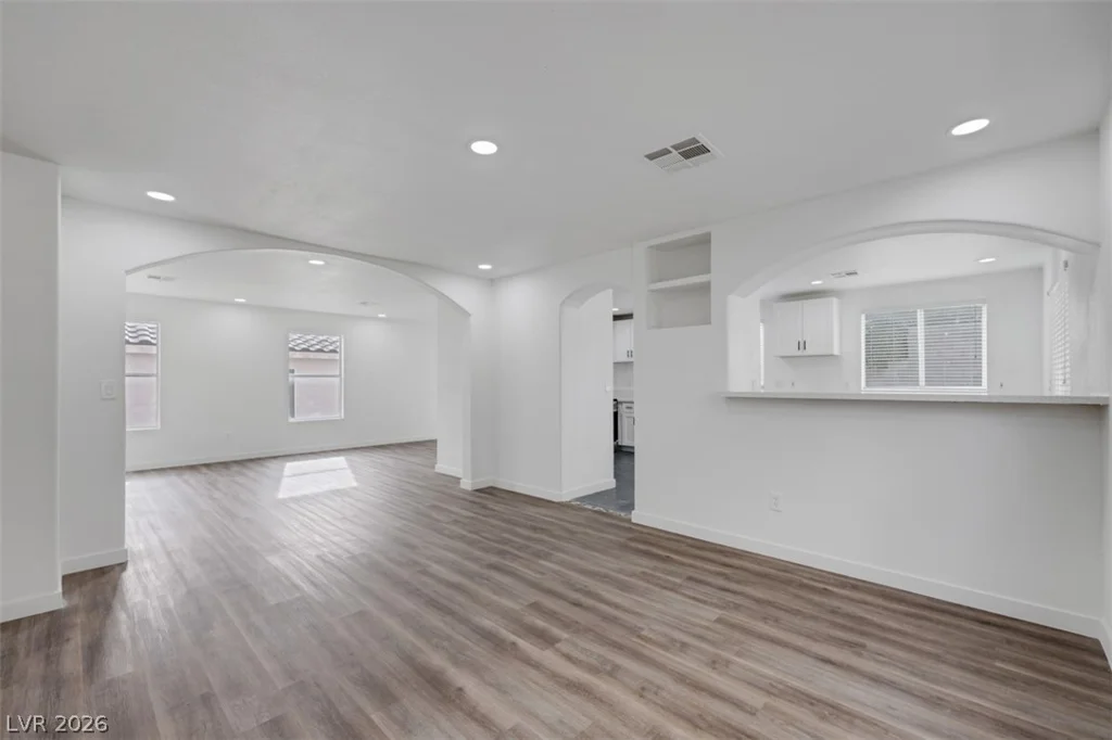 8633 Majestic Pine, Las Vegas, NV 89143