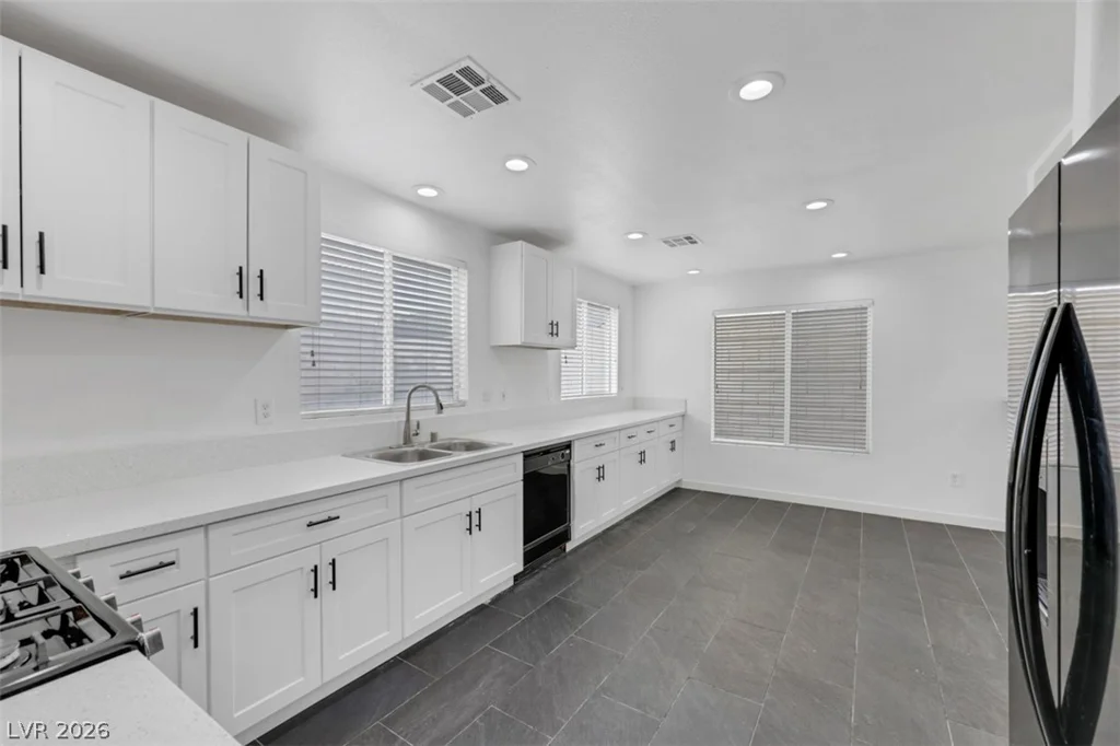 8633 Majestic Pine, Las Vegas, NV 89143