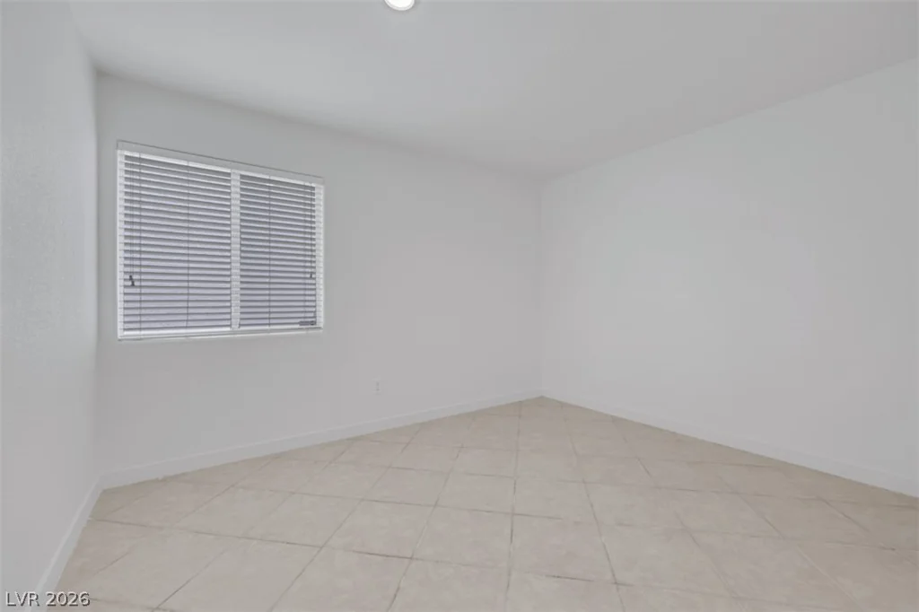 8633 Majestic Pine, Las Vegas, NV 89143