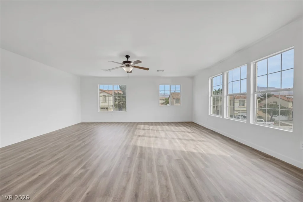8633 Majestic Pine, Las Vegas, NV 89143