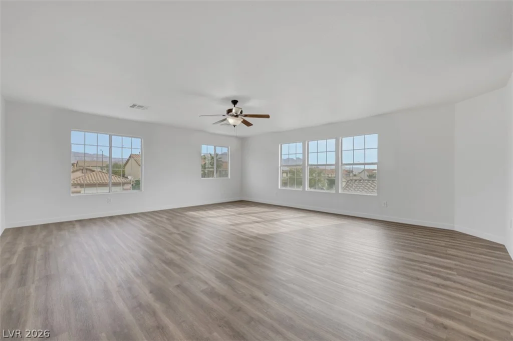 8633 Majestic Pine, Las Vegas, NV 89143