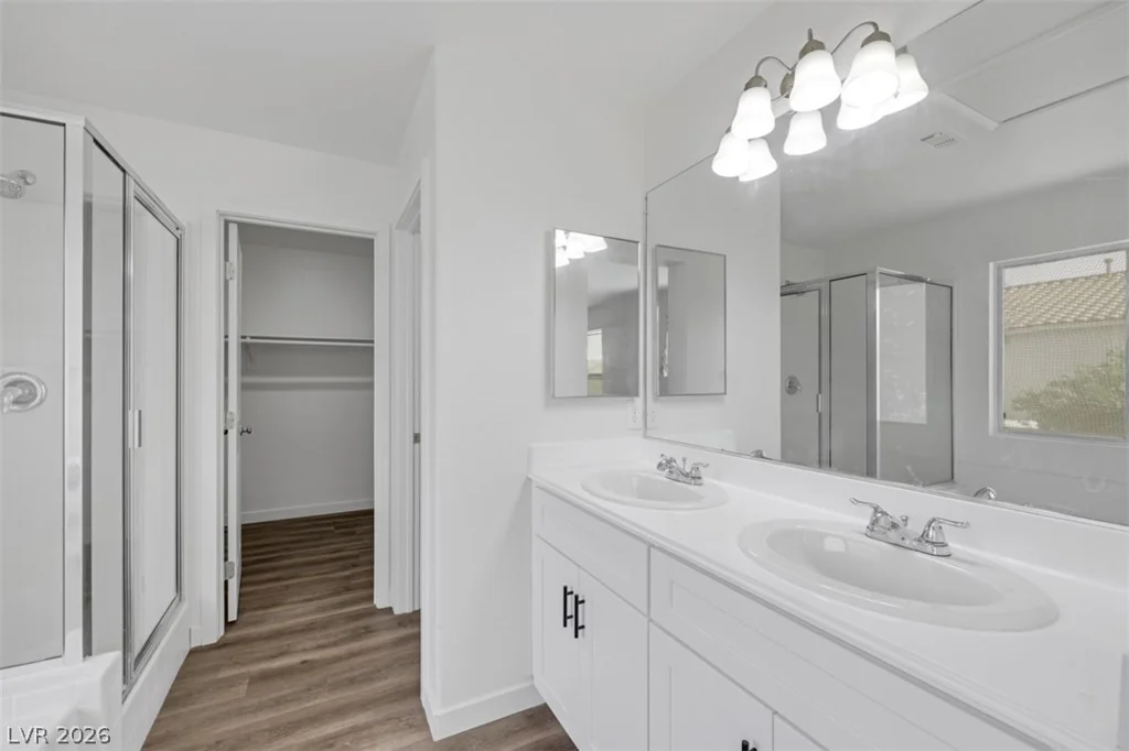 8633 Majestic Pine, Las Vegas, NV 89143