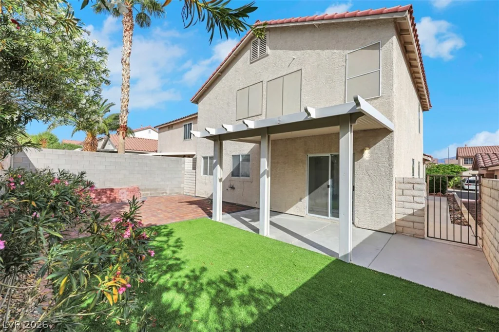 8633 Majestic Pine, Las Vegas, NV 89143