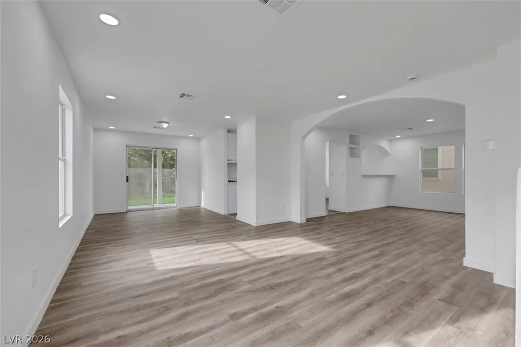 8633 Majestic Pine, Las Vegas, NV 89143