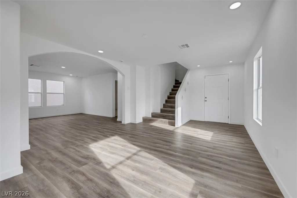 8633 Majestic Pine, Las Vegas, NV 89143