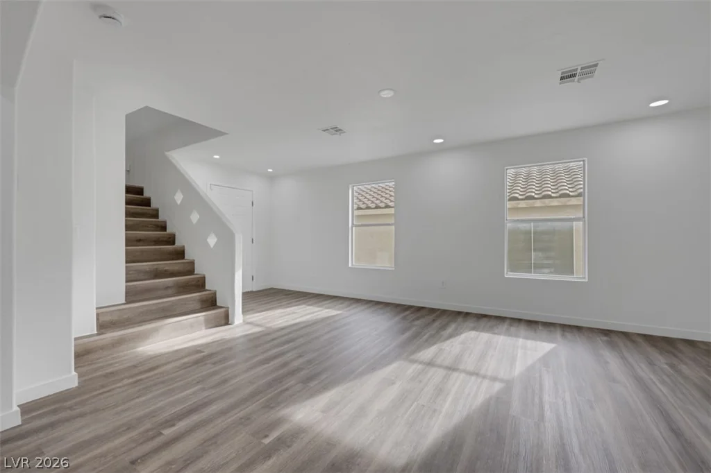 8633 Majestic Pine, Las Vegas, NV 89143