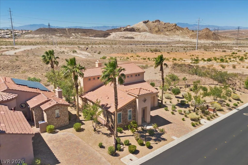1195 Calcione, Henderson, NV 89011