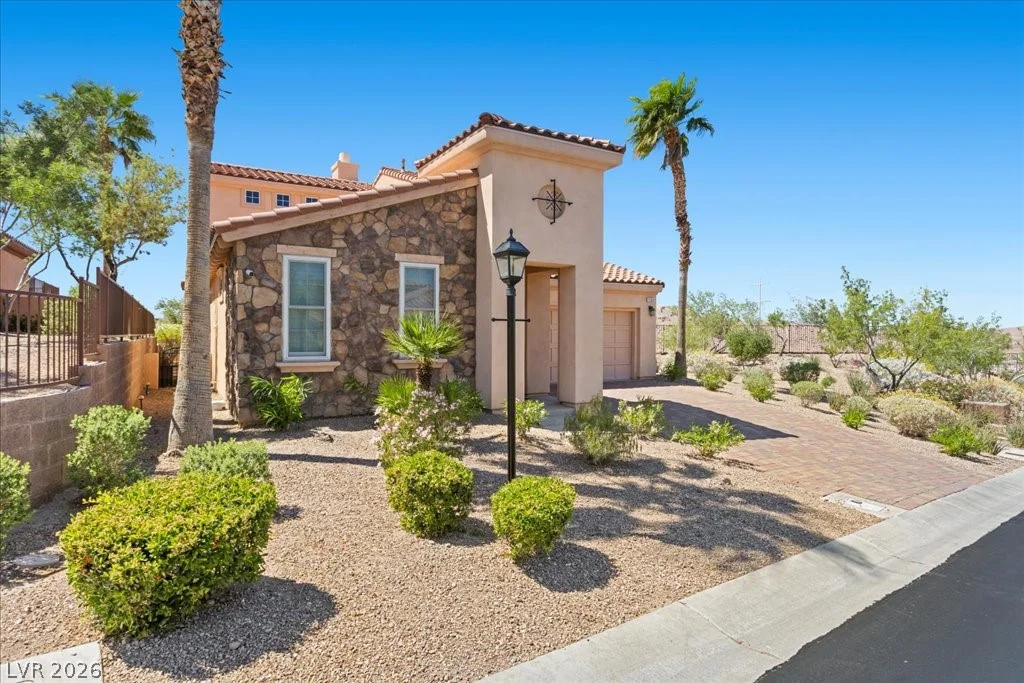 1195 Calcione, Henderson, NV 89011