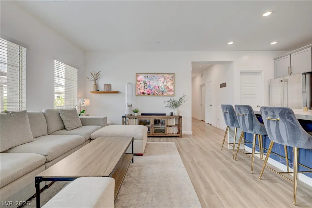 600 Carriage Hill, Las Vegas, NV 89138