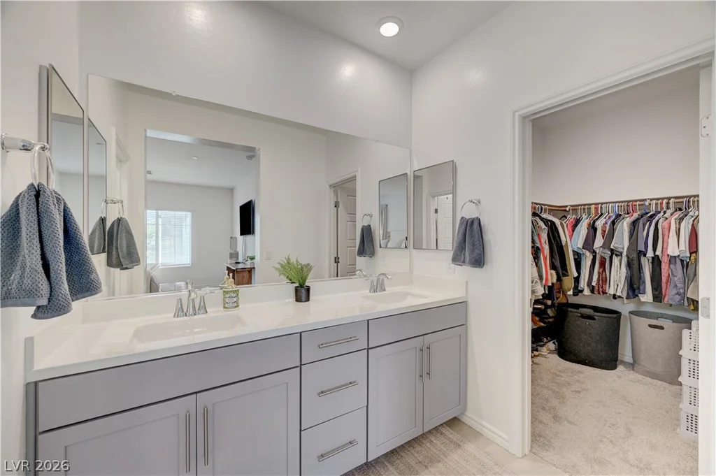 600 Carriage Hill, Las Vegas, NV 89138