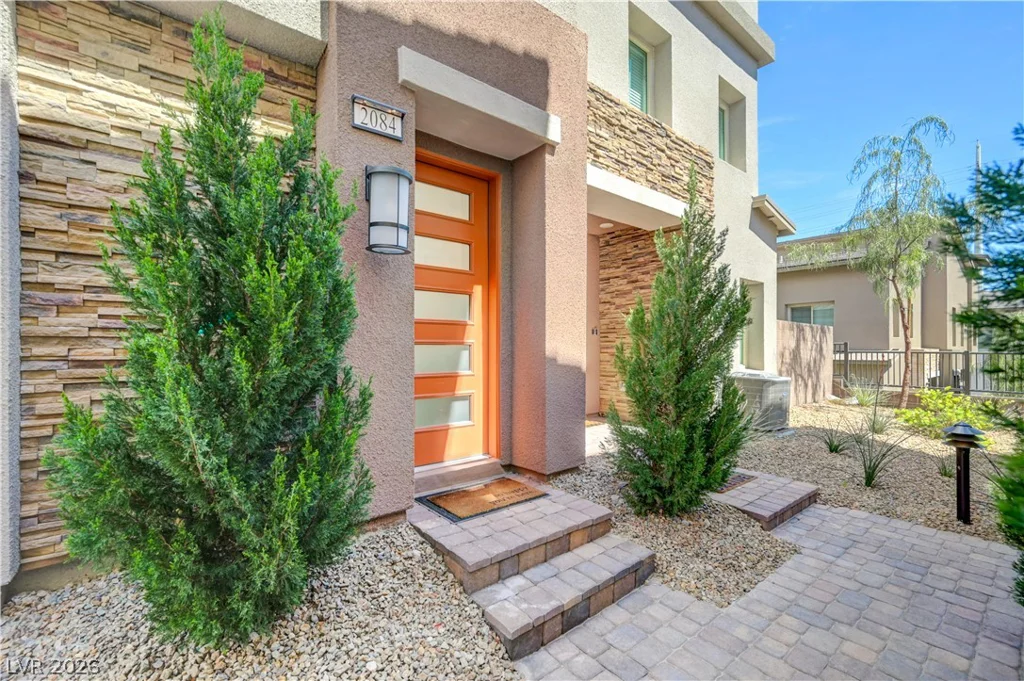 600 Carriage Hill, Las Vegas, NV 89138