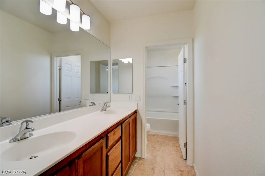 10530 La Campana, Las Vegas, NV 89179
