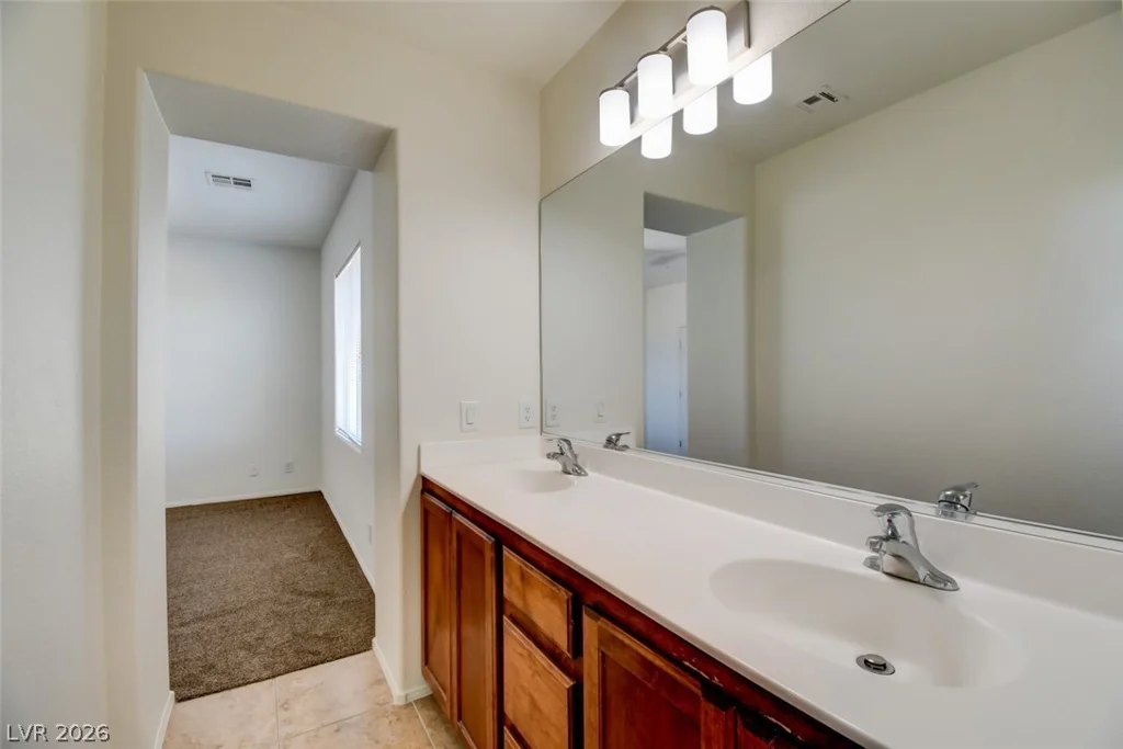 10530 La Campana, Las Vegas, NV 89179