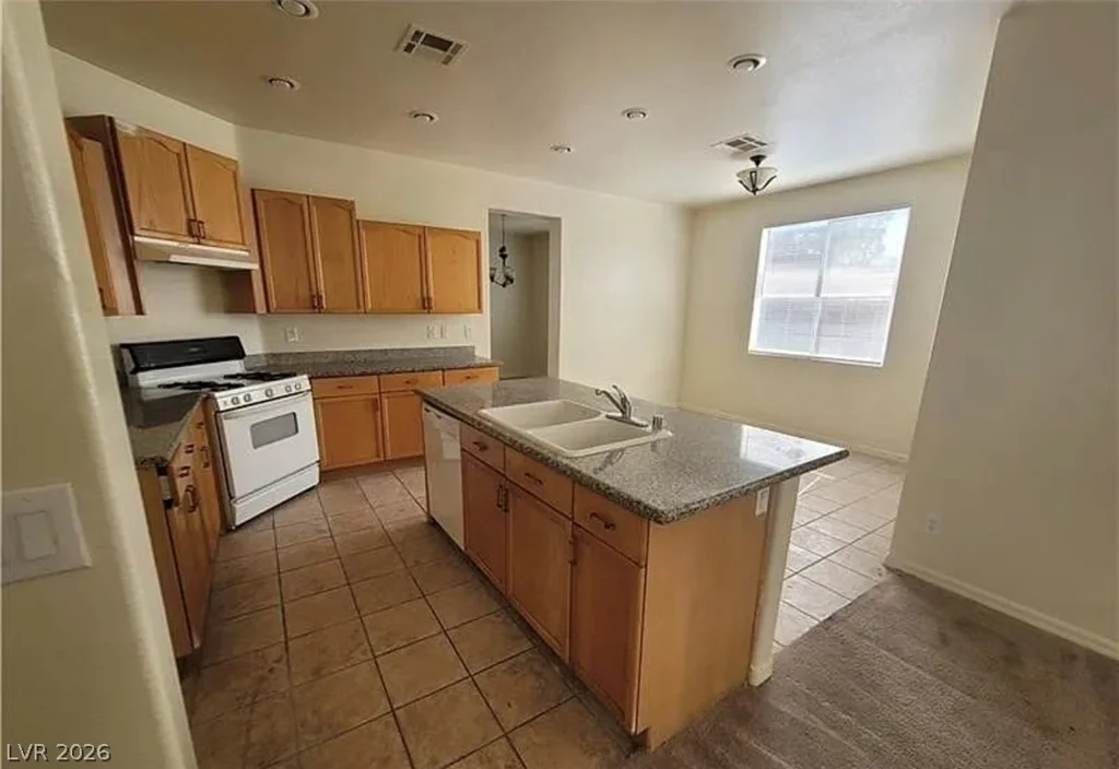 7817 Falconwing, Las Vegas, NV 89131