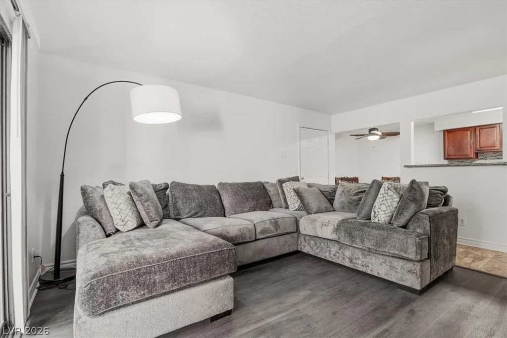 2451 Rainbow, Las Vegas, NV 89108