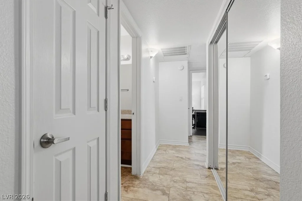 2451 Rainbow, Las Vegas, NV 89108