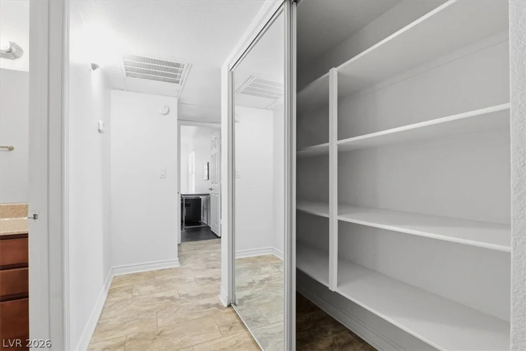 2451 Rainbow, Las Vegas, NV 89108