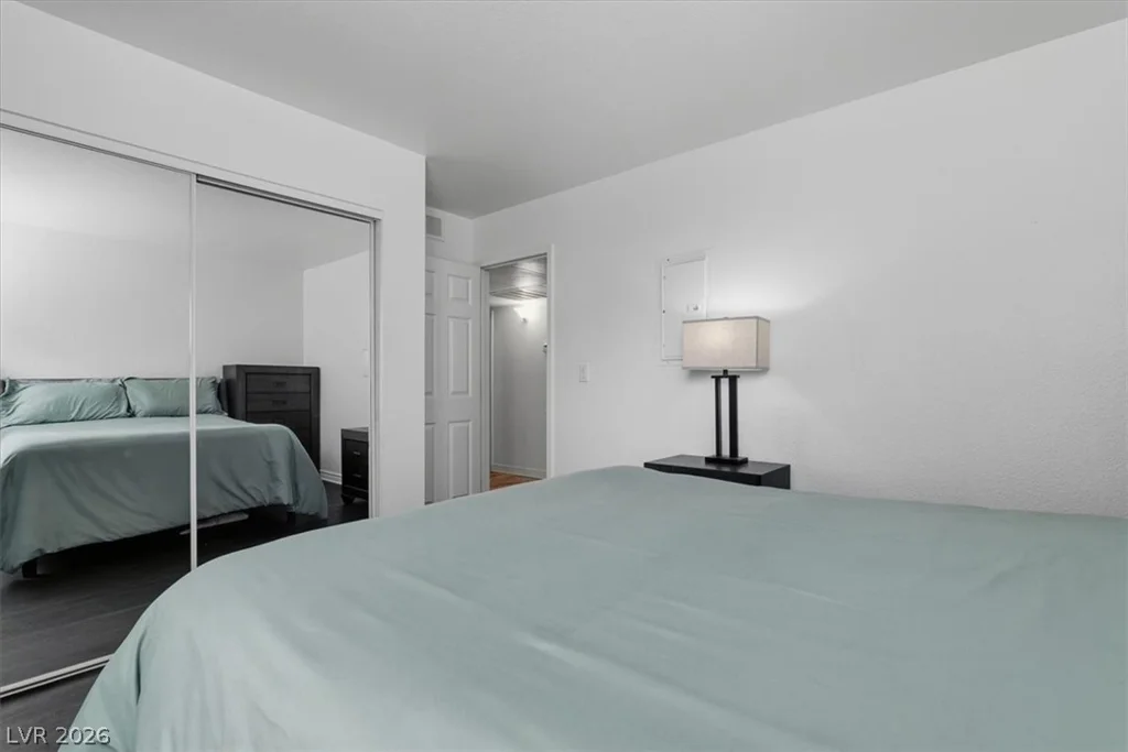 2451 Rainbow, Las Vegas, NV 89108