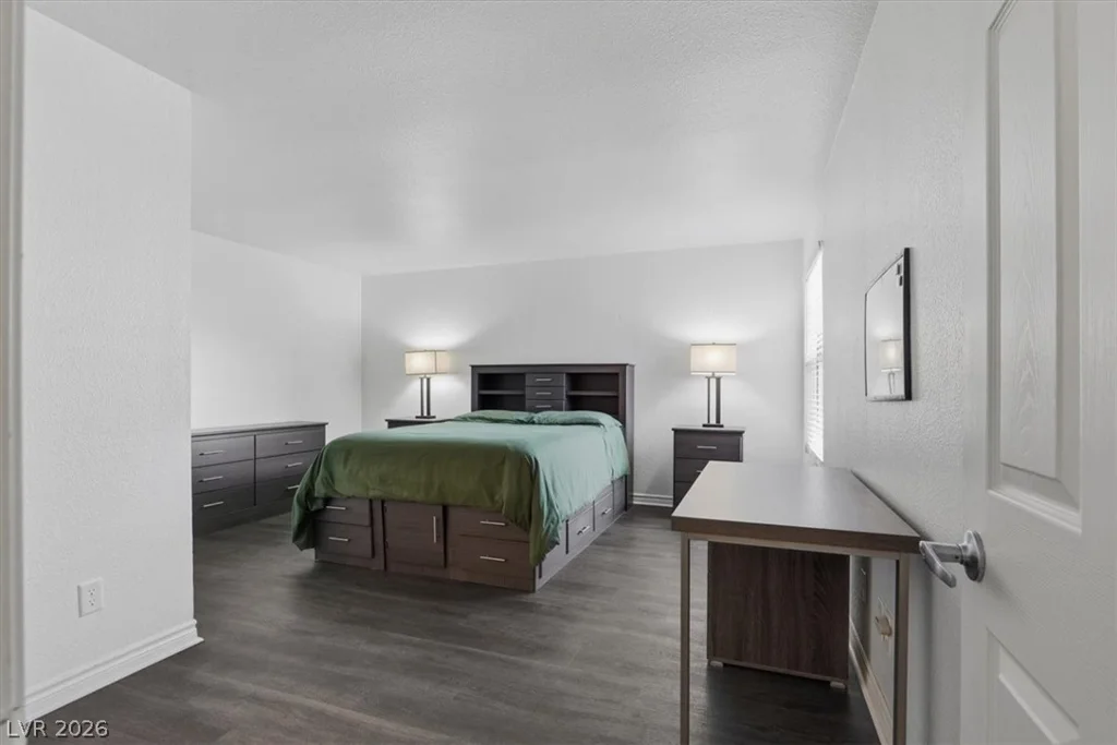 2451 Rainbow, Las Vegas, NV 89108