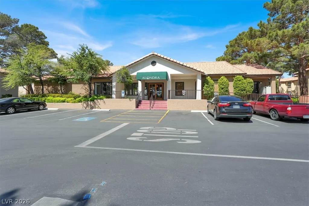 2451 Rainbow, Las Vegas, NV 89108