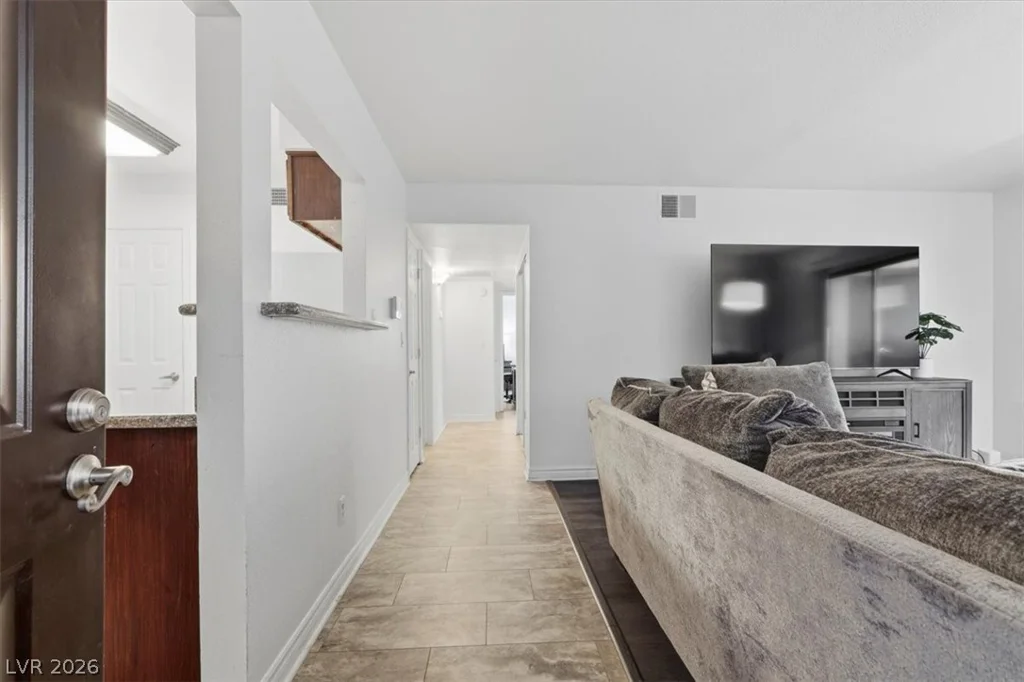 2451 Rainbow, Las Vegas, NV 89108