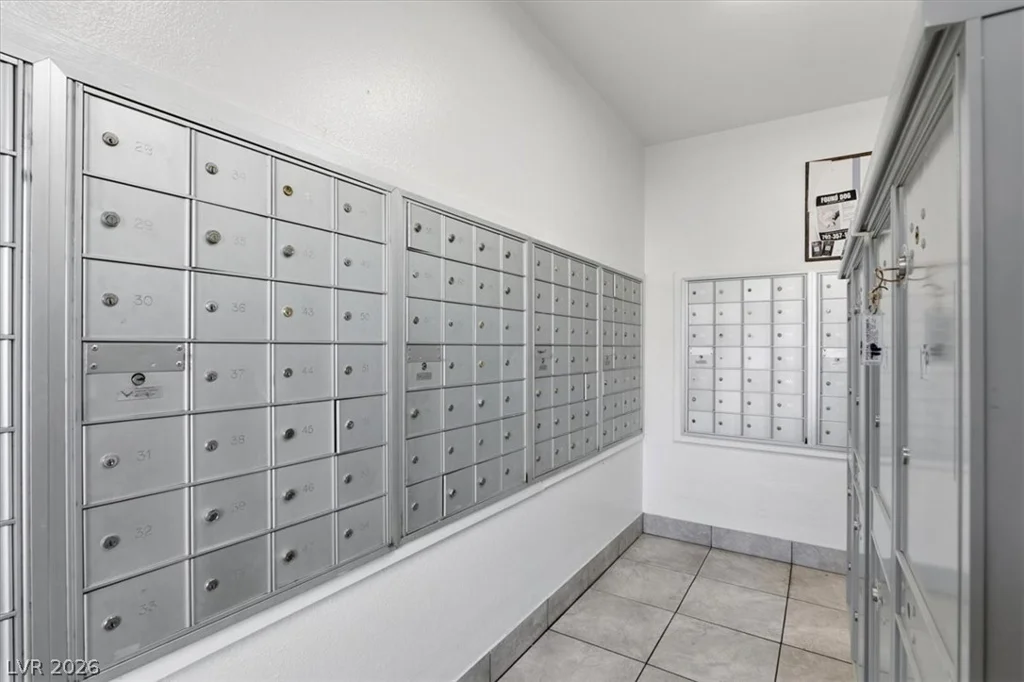 2451 Rainbow, Las Vegas, NV 89108
