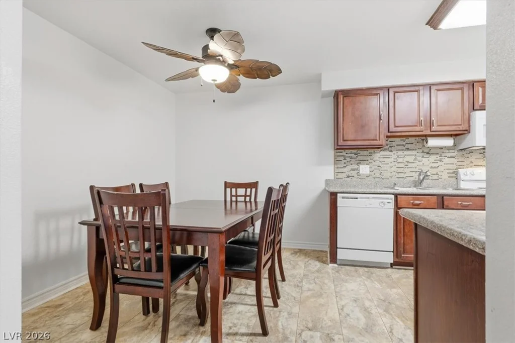 2451 Rainbow, Las Vegas, NV 89108