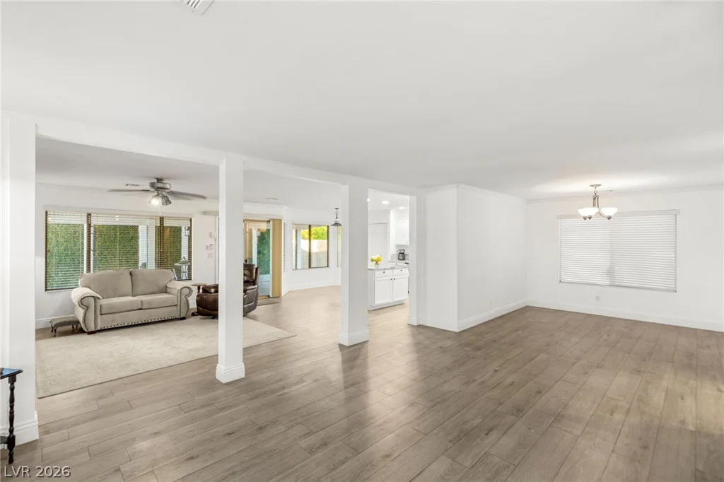 4630 Gracemont, Las Vegas, NV 89139