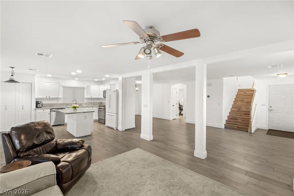 4630 Gracemont, Las Vegas, NV 89139