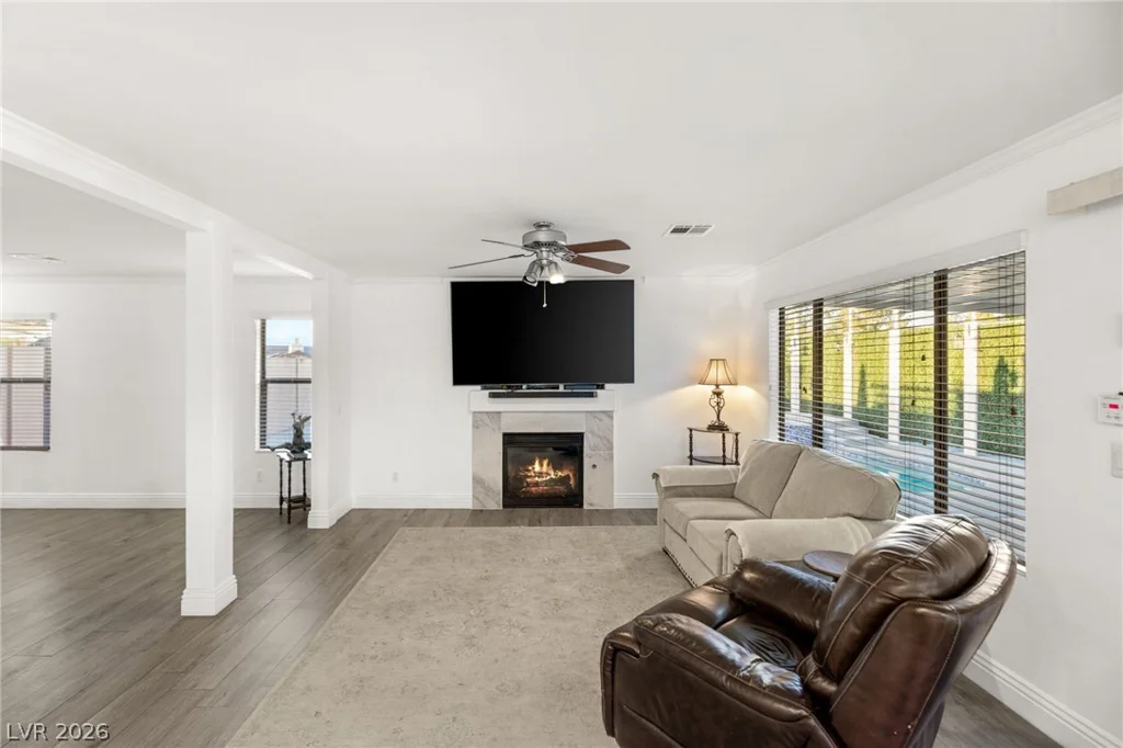 4630 Gracemont, Las Vegas, NV 89139