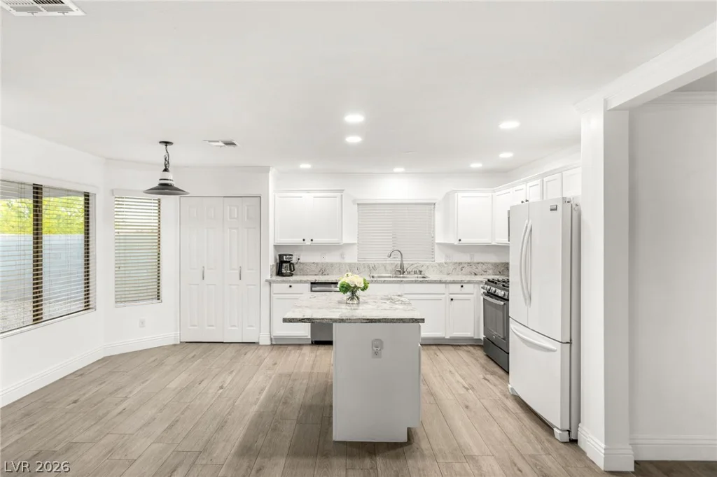 4630 Gracemont, Las Vegas, NV 89139