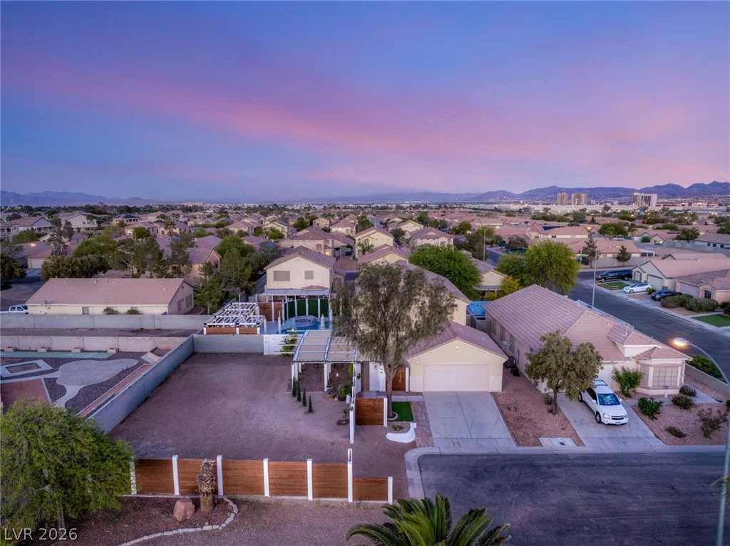 4630 Gracemont, Las Vegas, NV 89139
