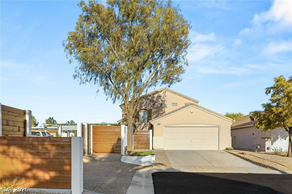 4630 Gracemont, Las Vegas, NV 89139