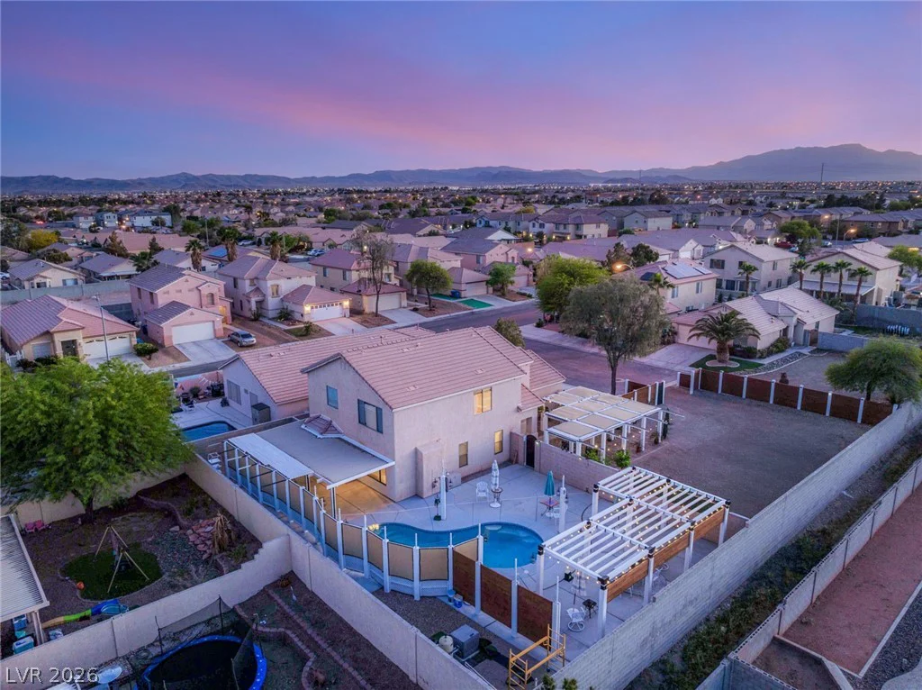 4630 Gracemont, Las Vegas, NV 89139