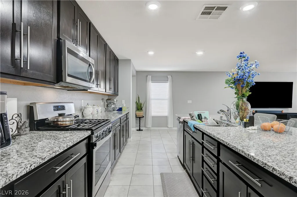 617 Desert Senna, North Las Vegas, NV 89030