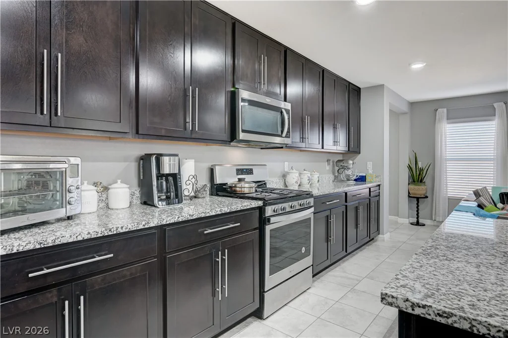 617 Desert Senna, North Las Vegas, NV 89030