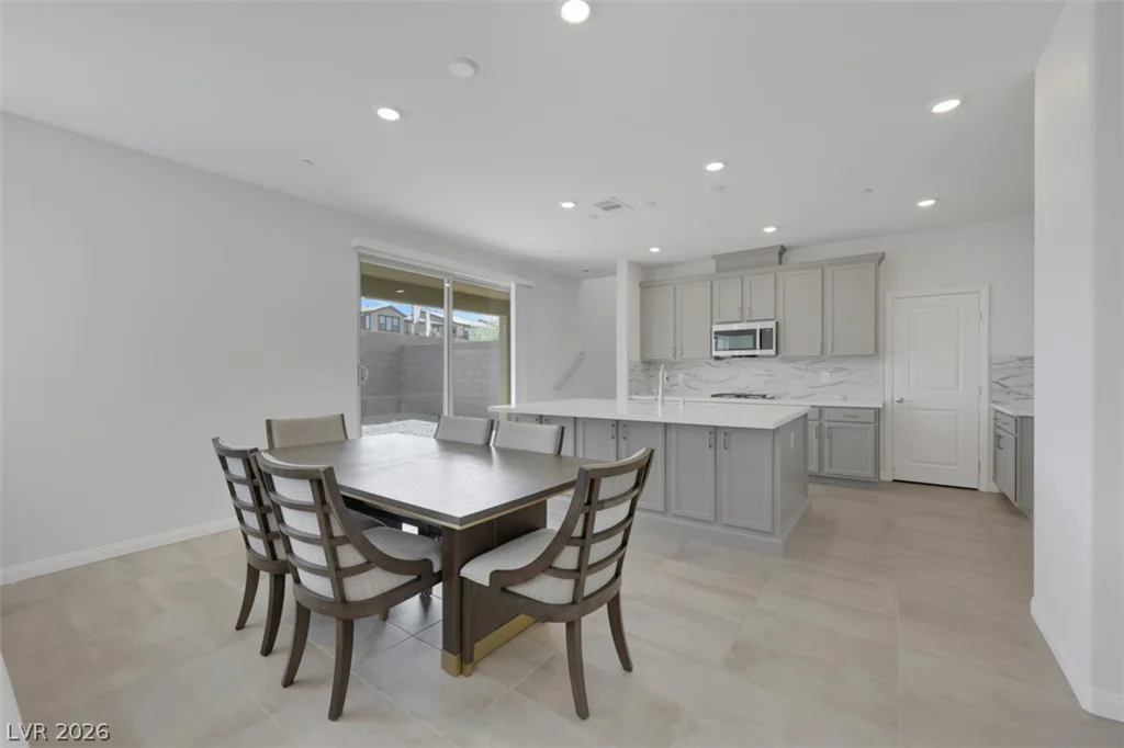 9393 Ara, Las Vegas, NV 89143