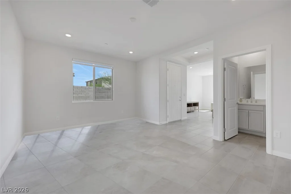 9393 Ara, Las Vegas, NV 89143