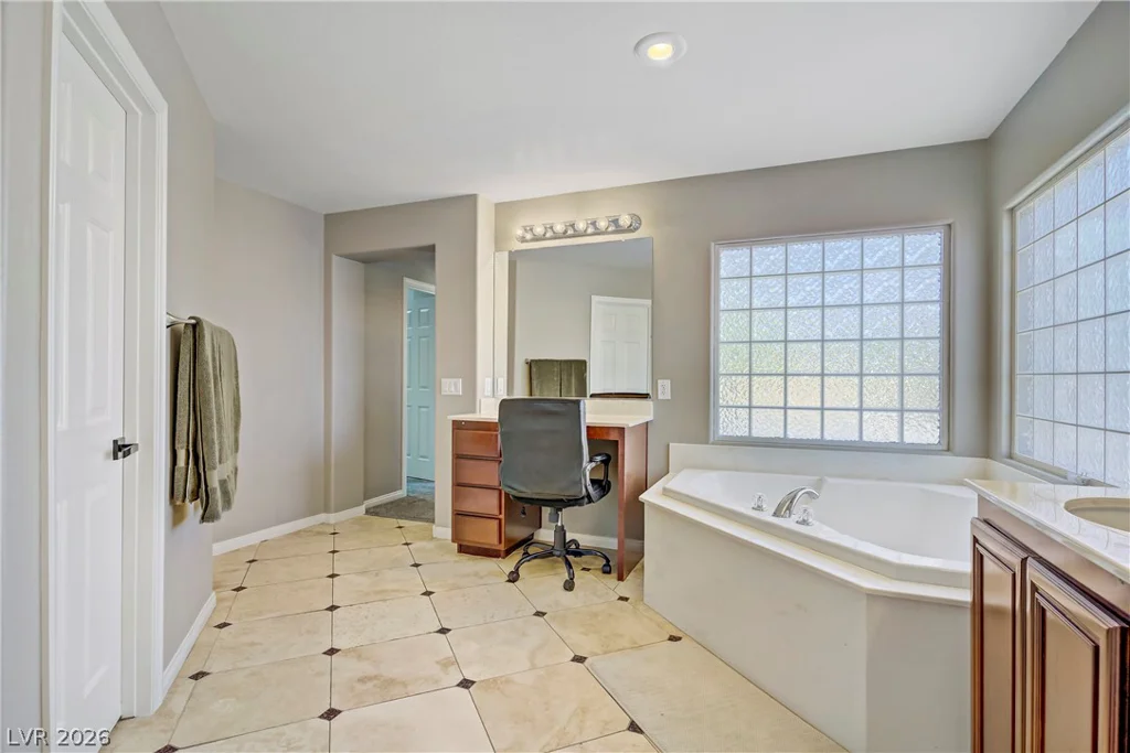 6908 Fox Sparrow, North Las Vegas, NV 89084