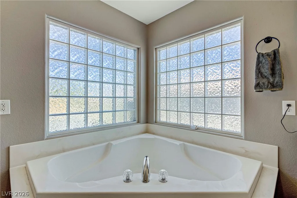 6908 Fox Sparrow, North Las Vegas, NV 89084