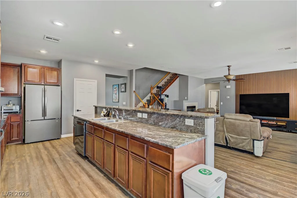 6908 Fox Sparrow, North Las Vegas, NV 89084