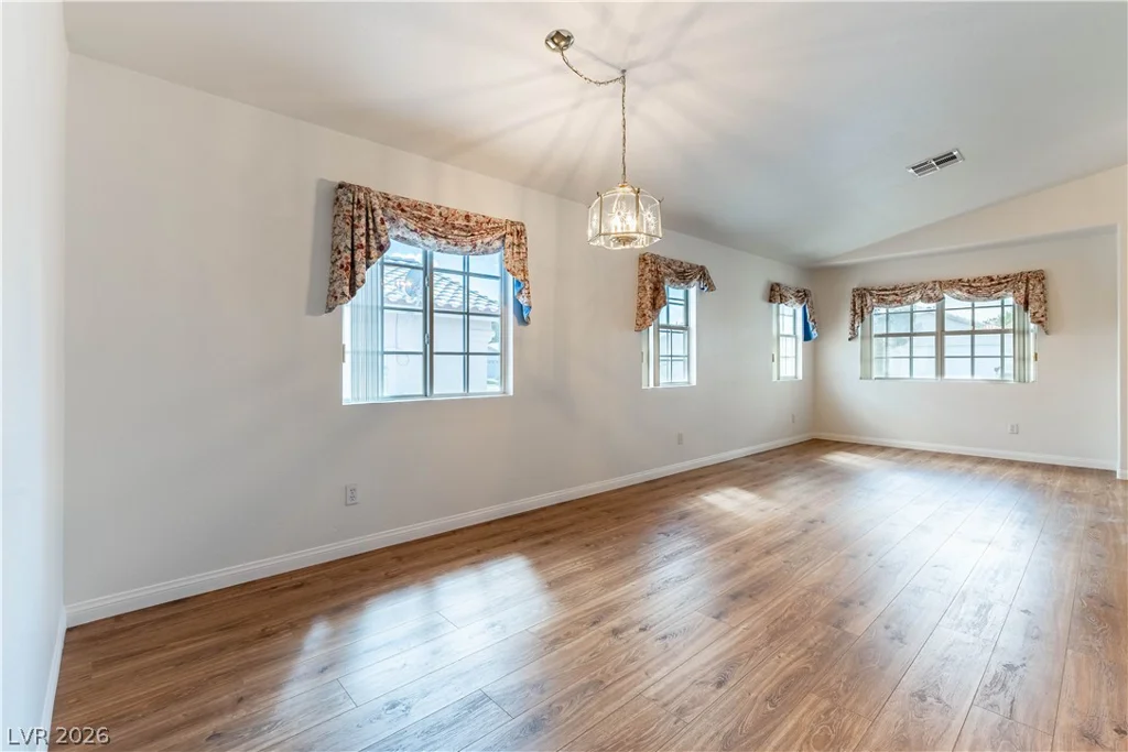 5460 Beach Pine, Las Vegas, NV 89130